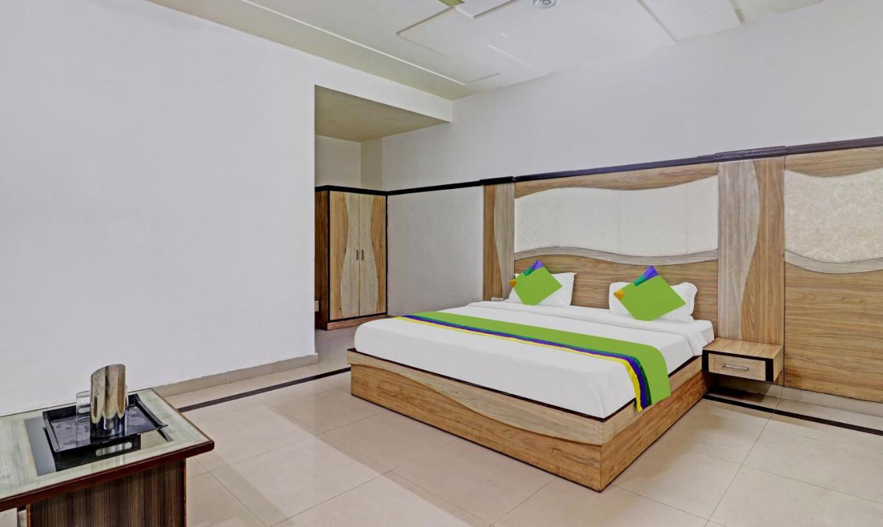 Hotel G B Palace Agra  Bagian luar foto